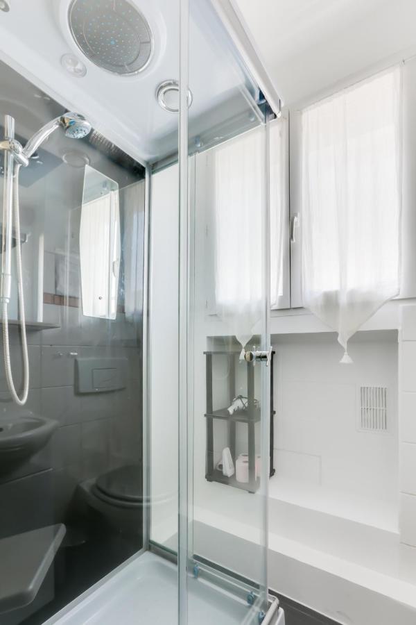 ++++ Chambre Privee Chez L Habitant Arc De Triomphe / Private Room Arc De Triomphe ++++ Paris Ngoại thất bức ảnh